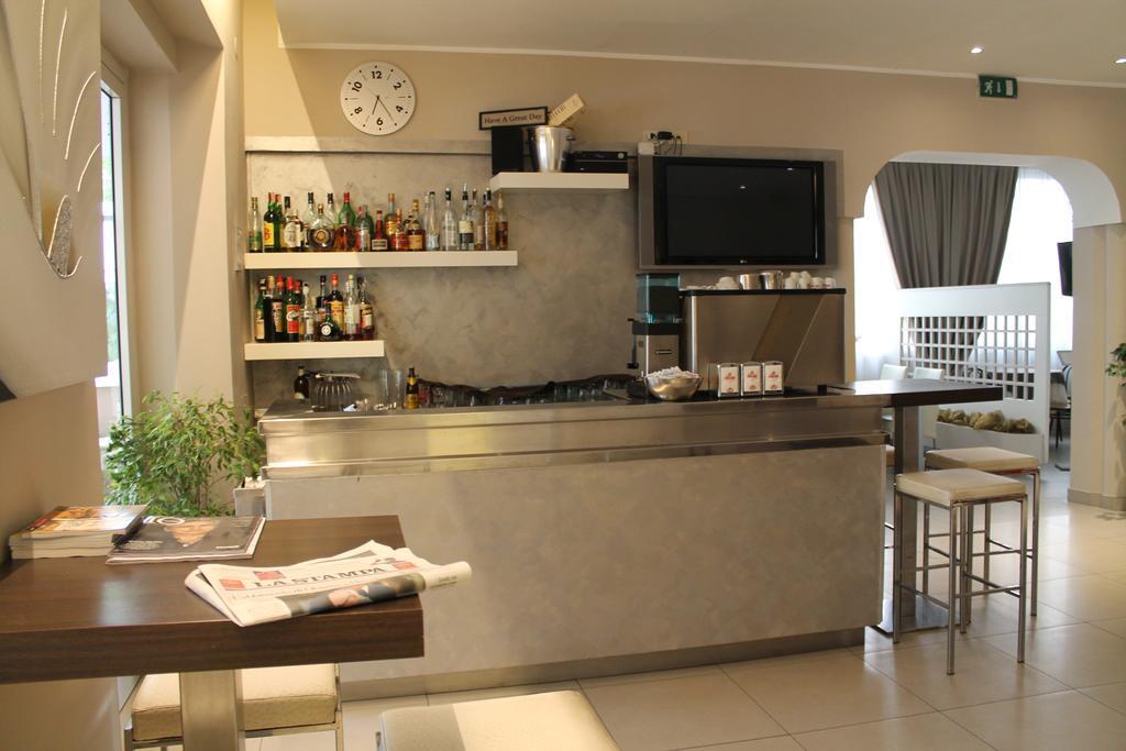 Hotel Sant'Elena Rimini Extérieur photo